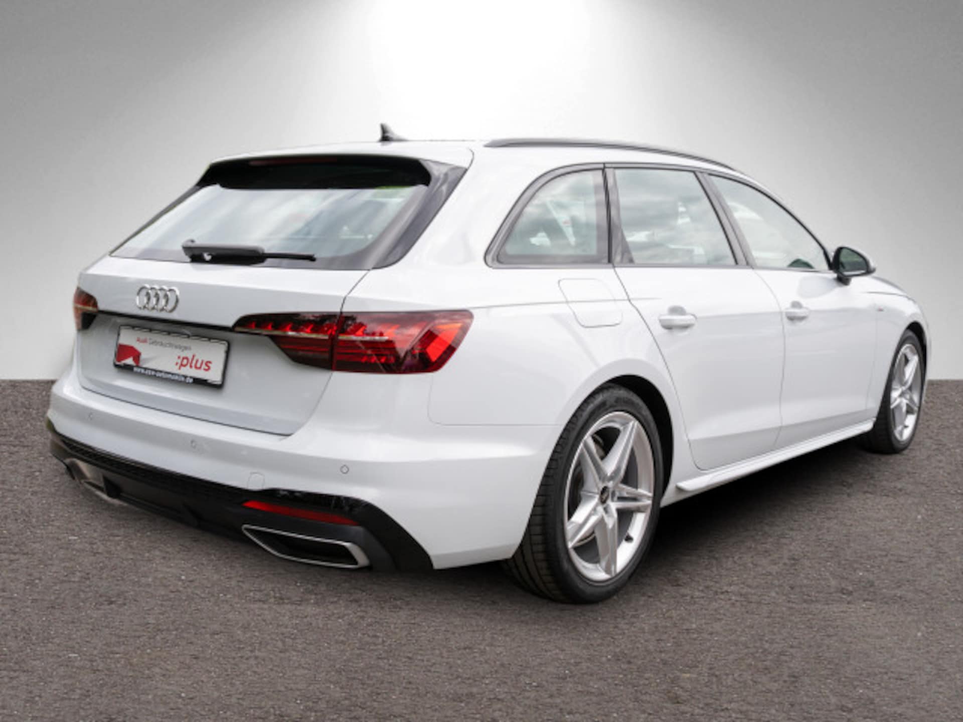 Audi A4 Avant S line