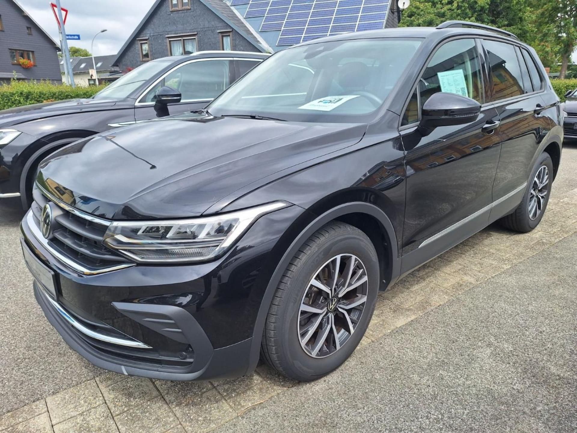Volkswagen Tiguan Life