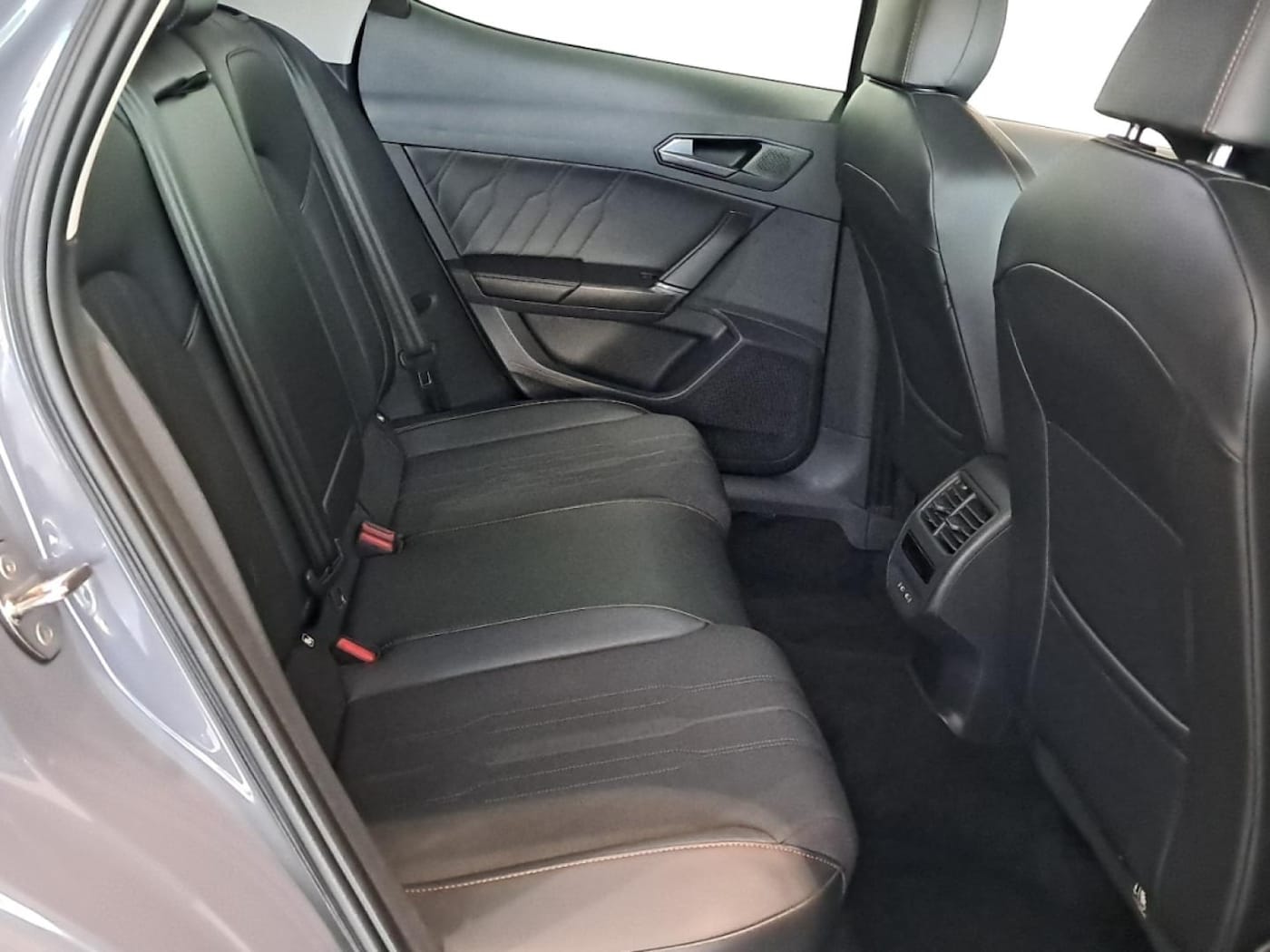 CUPRA Formentor 1.5 eTSI DSG 110 kW (150 CV) — photo 6