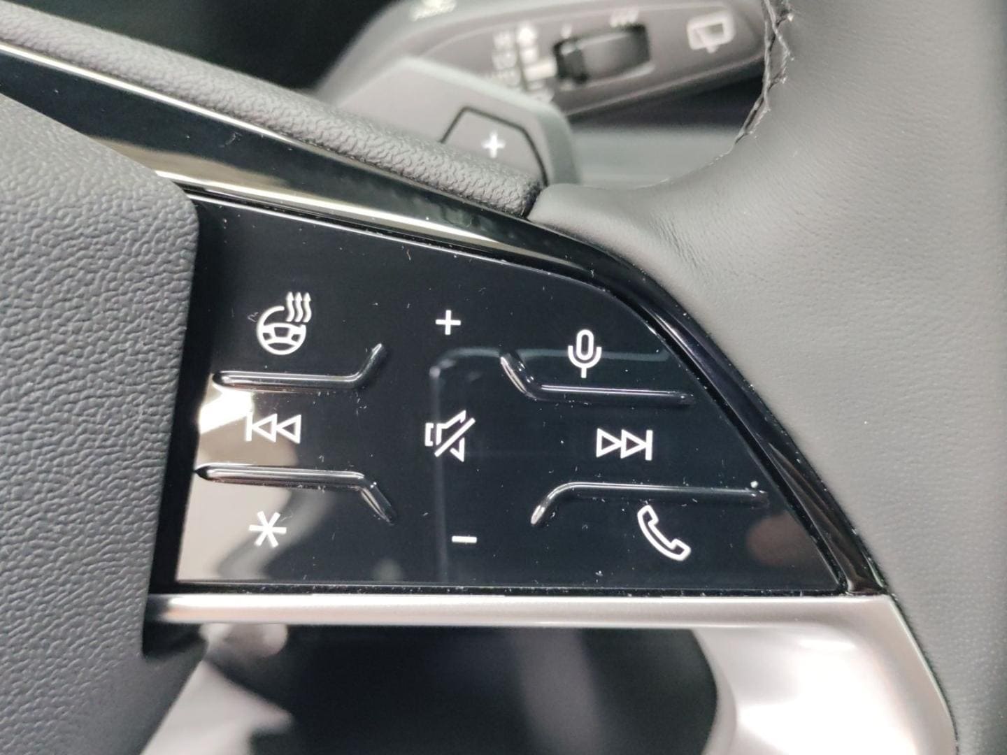 Bild über Audi Q6 SUV e-tron e-tron - für weitere Informationen kontaktieren Sie den Audi Partner