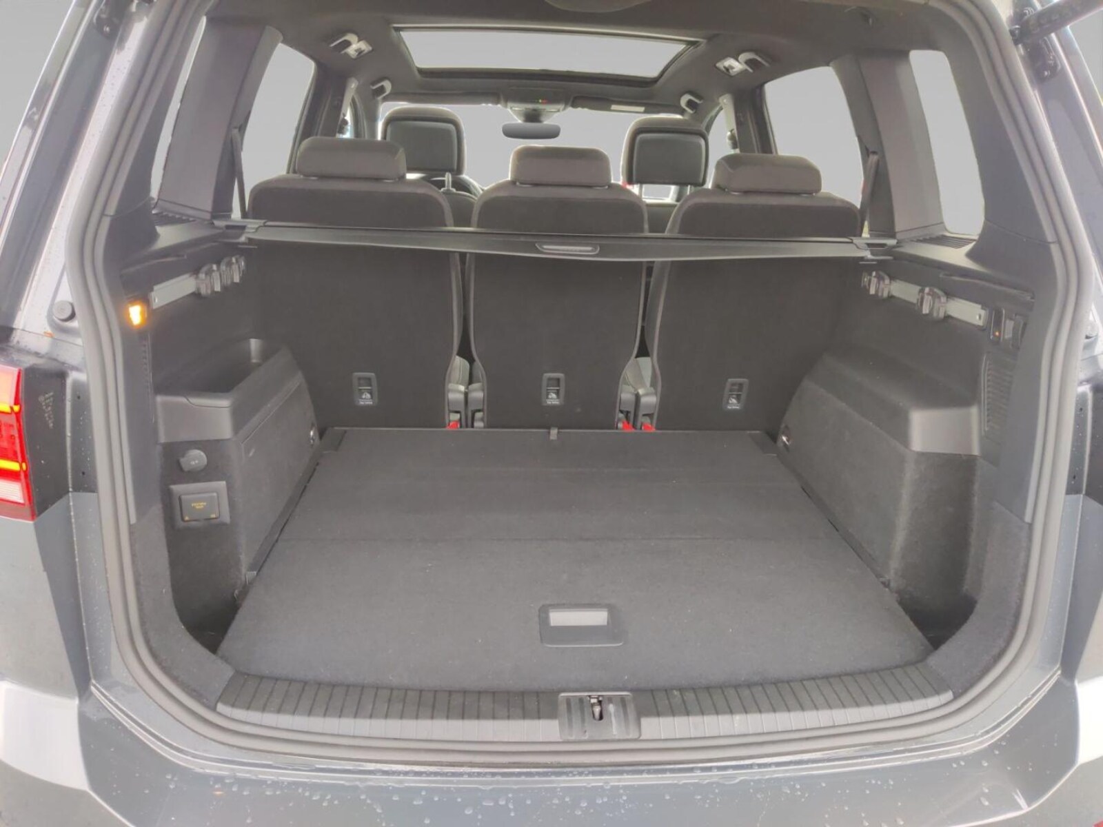 Volkswagen Touran – Bild 16