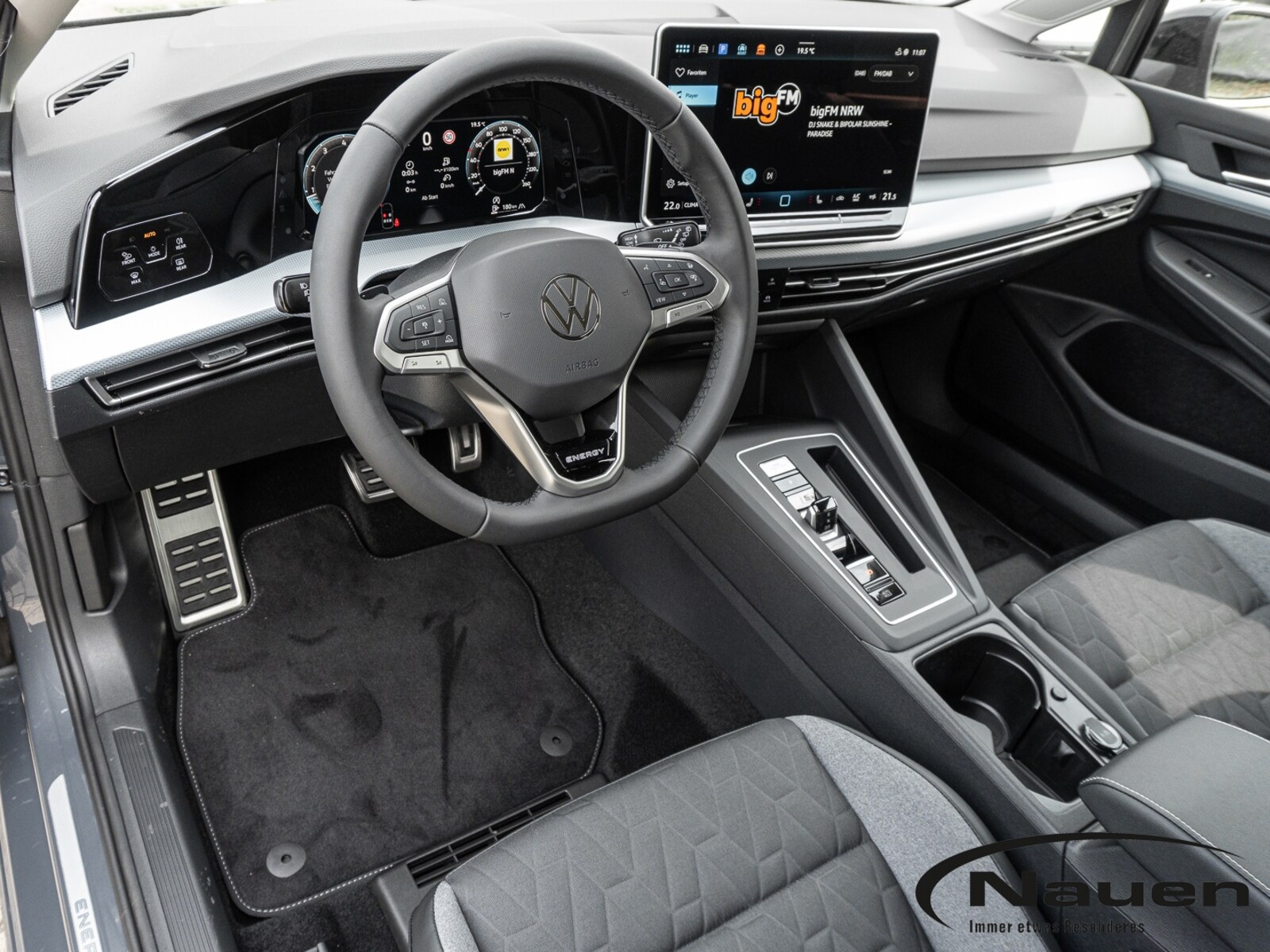 Volkswagen Golf Variant – Bild 9