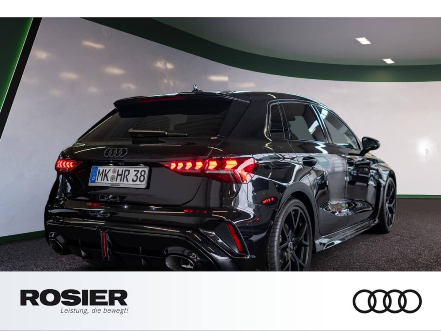 Bild über Audi RS 3 Sportback TFSI quattro 294 kW S tronic - für weitere Informationen kontaktieren Sie den Audi Partner