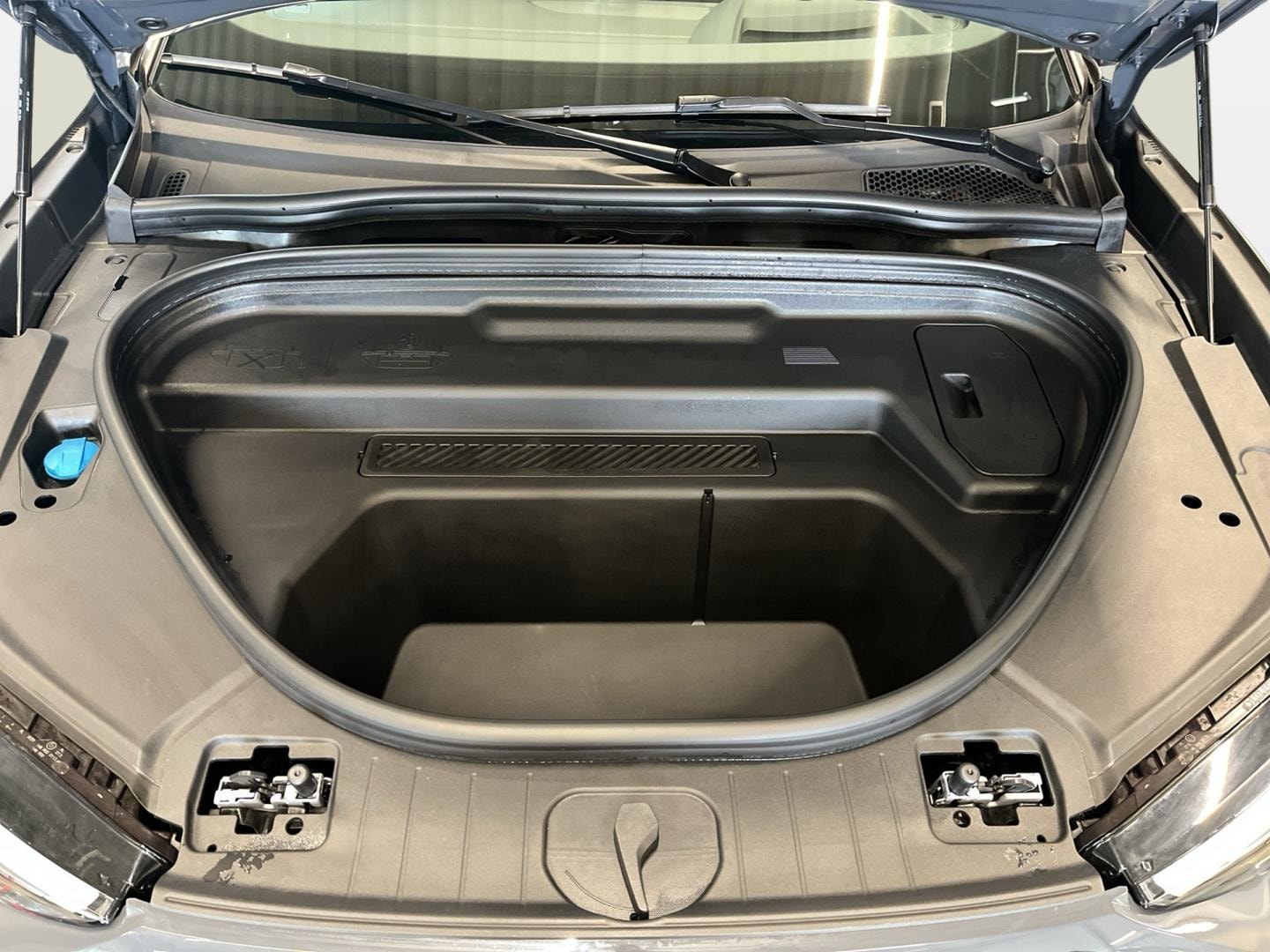 Bild über Audi Q6 SUV e-tron e-tron quattro - für weitere Informationen kontaktieren Sie den Audi Partner