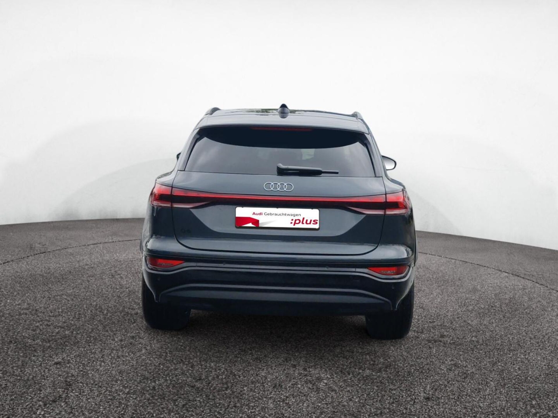 Audi Q6 SUV e-tron