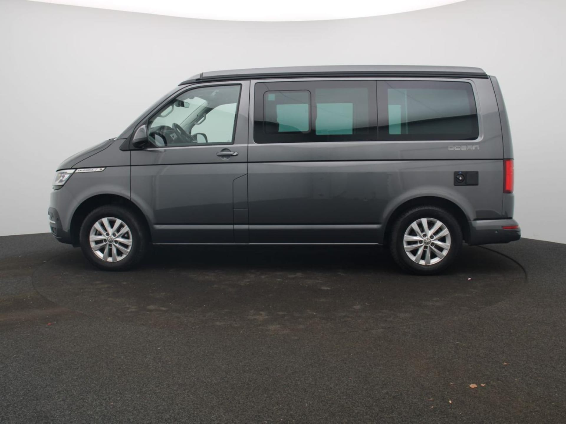 Volkswagen T6.1 California Ocean