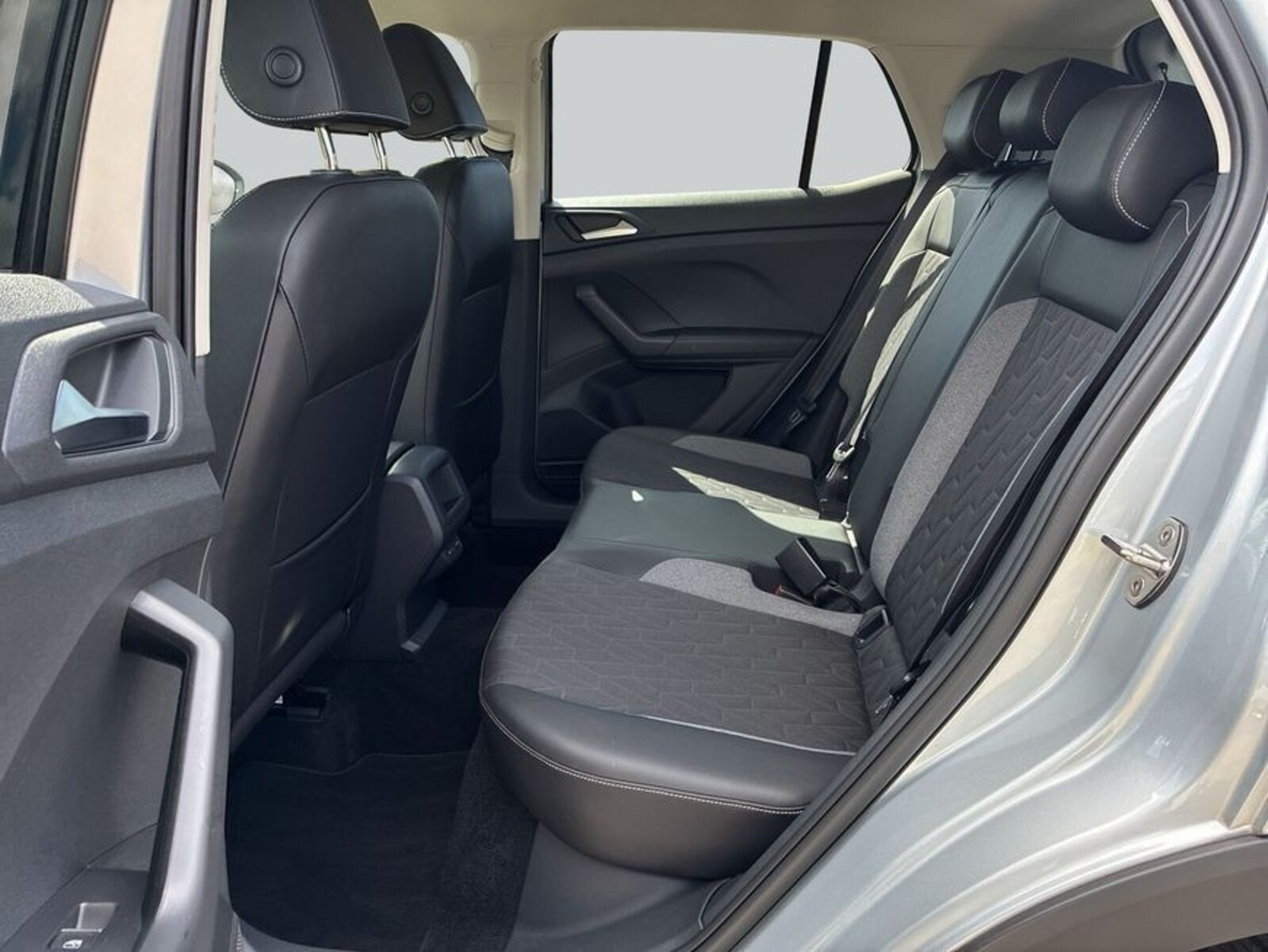 Volkswagen T-Cross – Bild 11