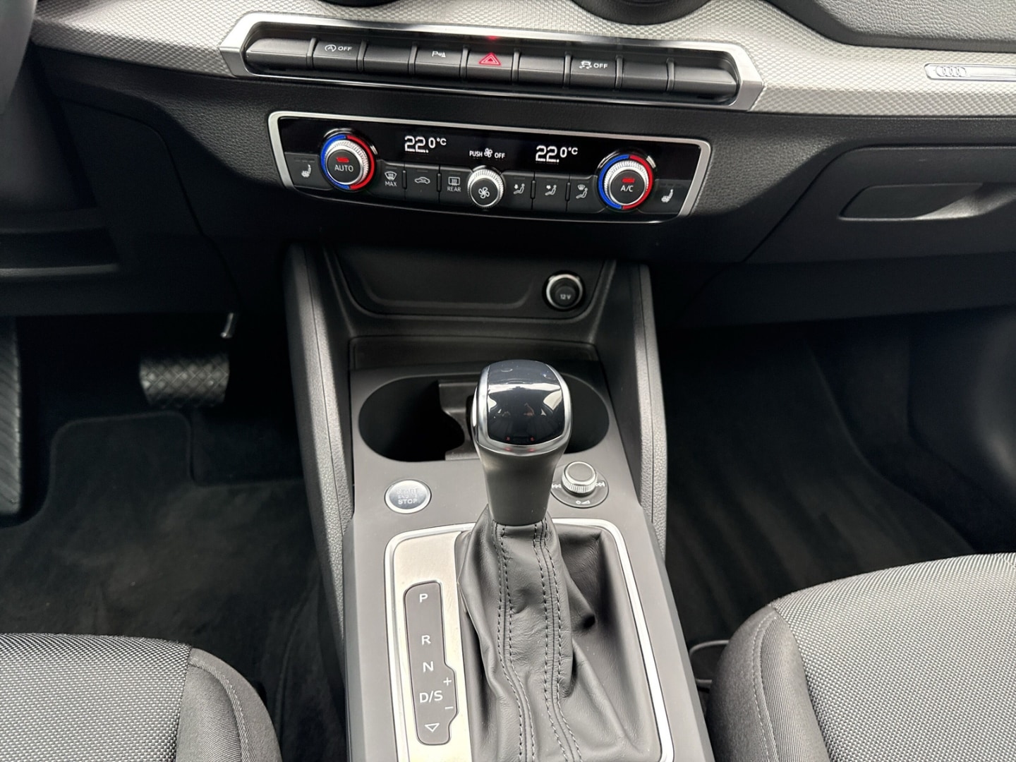 Bild über Audi Q2 advanced 35 TFSI S tronic - für weitere Informationen kontaktieren Sie den Audi Partner