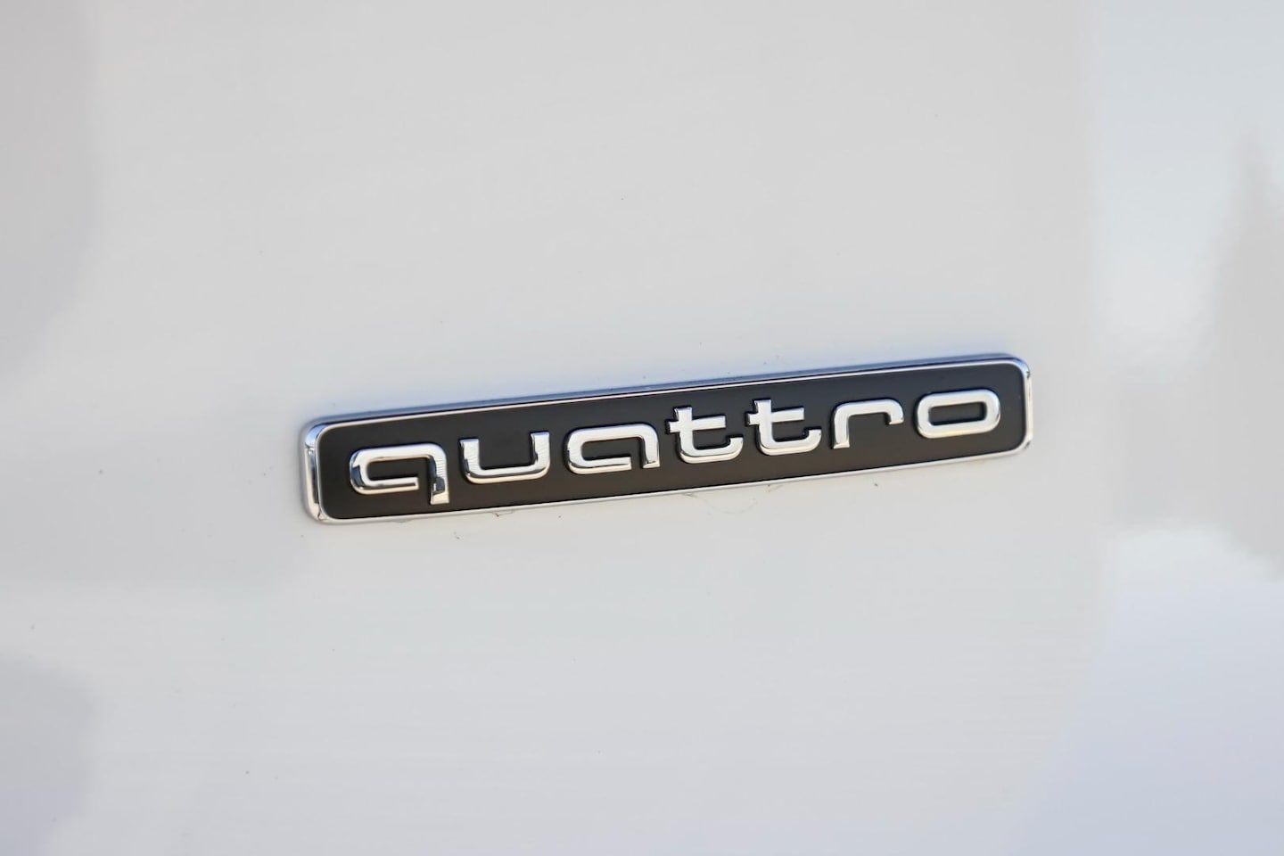 Image about Audi Q5 SUV e-hybrid quattro S tronic