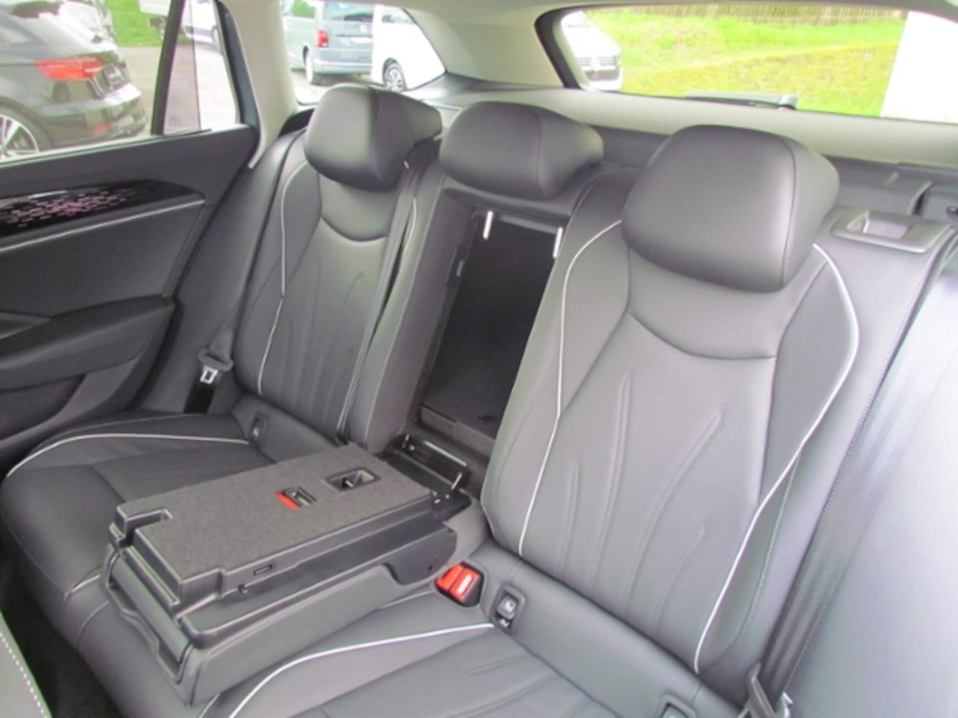 Volkswagen Passat Elegance