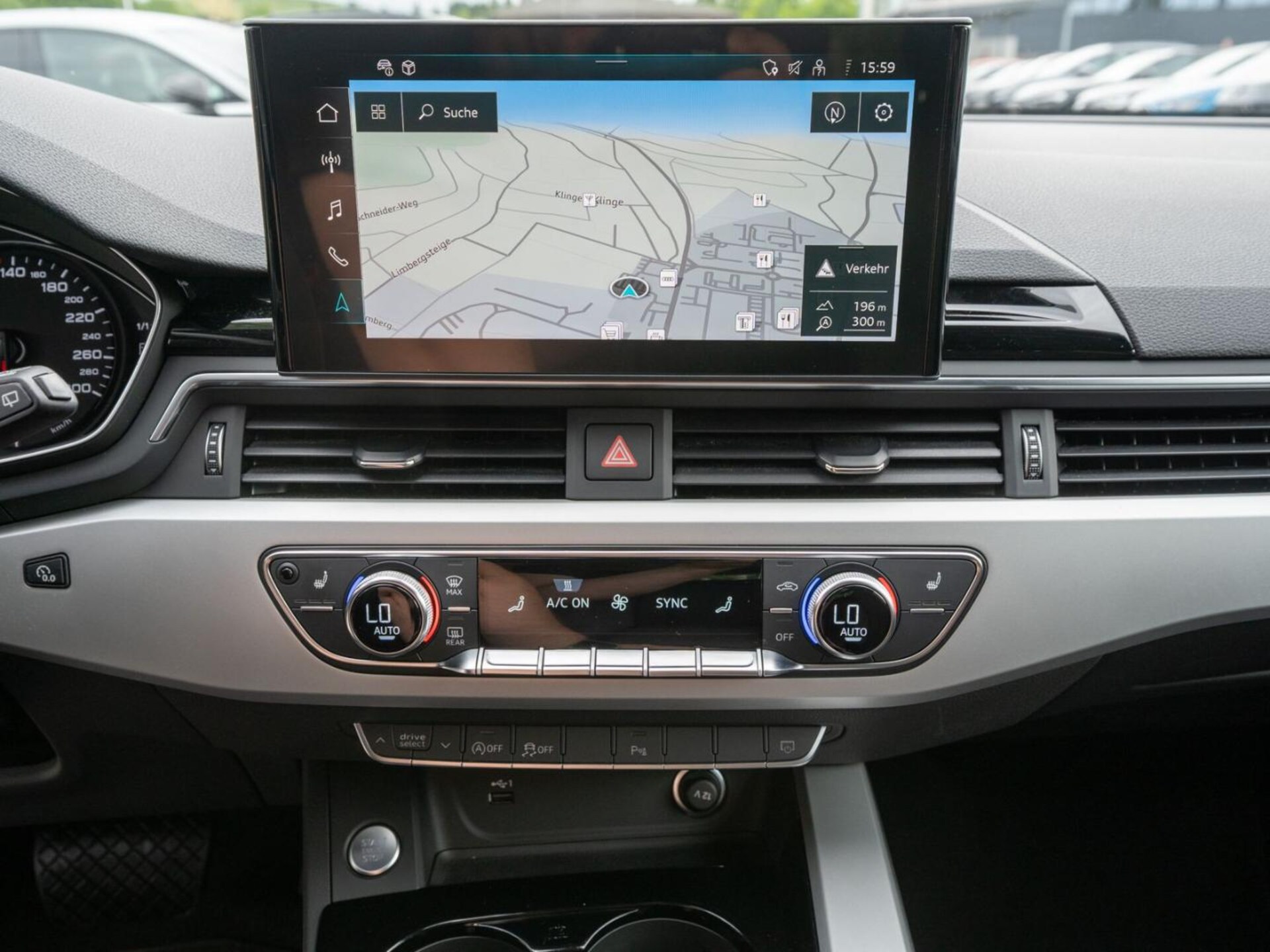 Audi A4 Avant S line