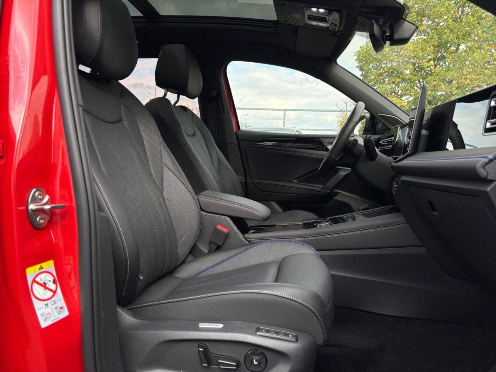 Volkswagen Tiguan – Bild 9
