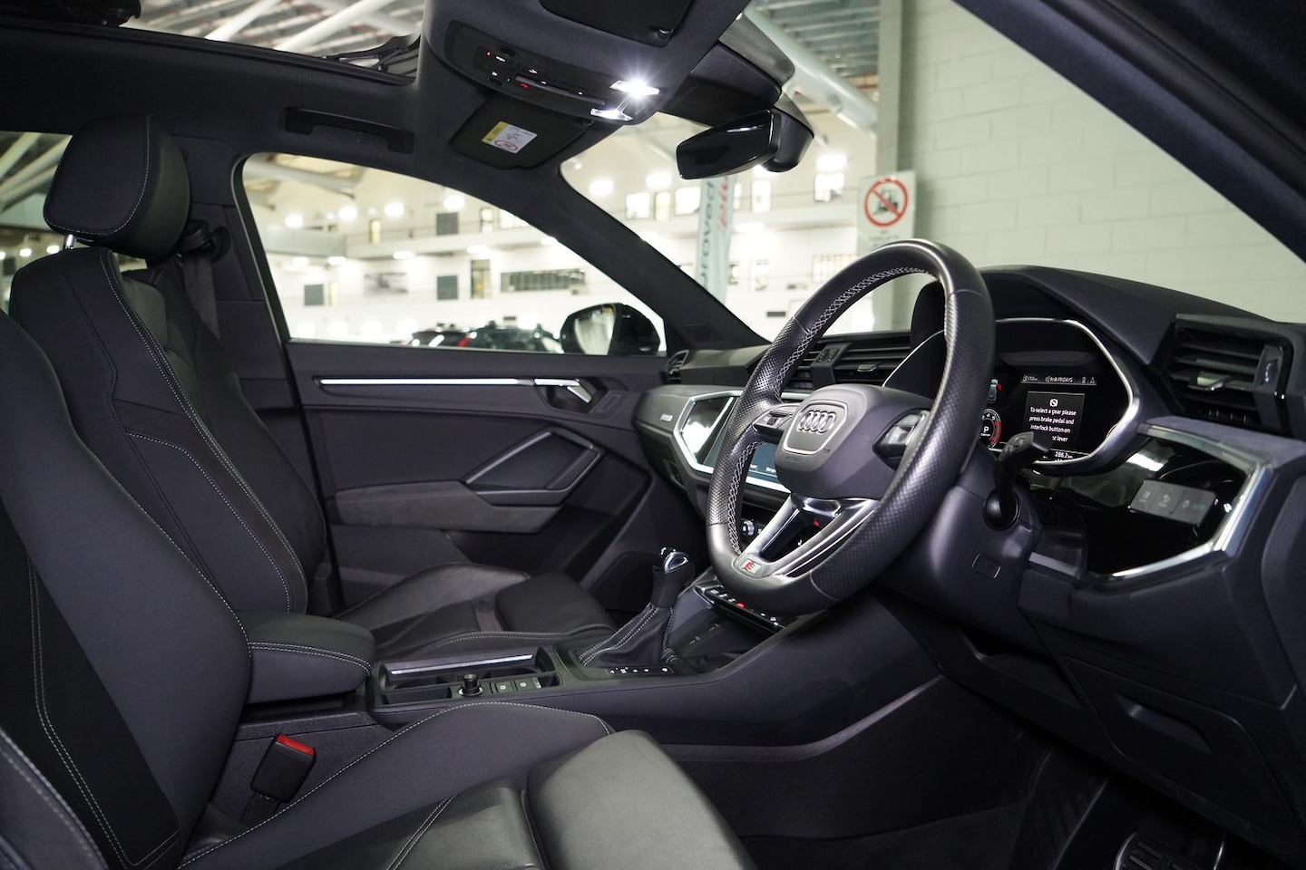 Image about Audi Q3 40 TFSI quattro S tronic