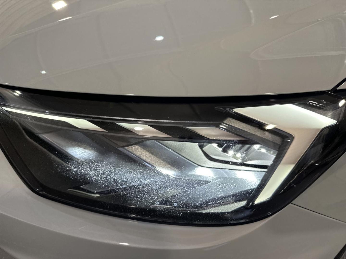 Bild über Audi A1 Sportback S line 30 TFSI S tronic - für weitere Informationen kontaktieren Sie den Audi Partner