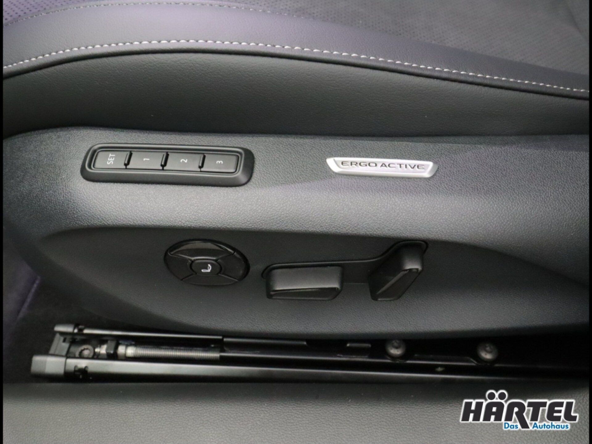 Volkswagen Passat Elegance