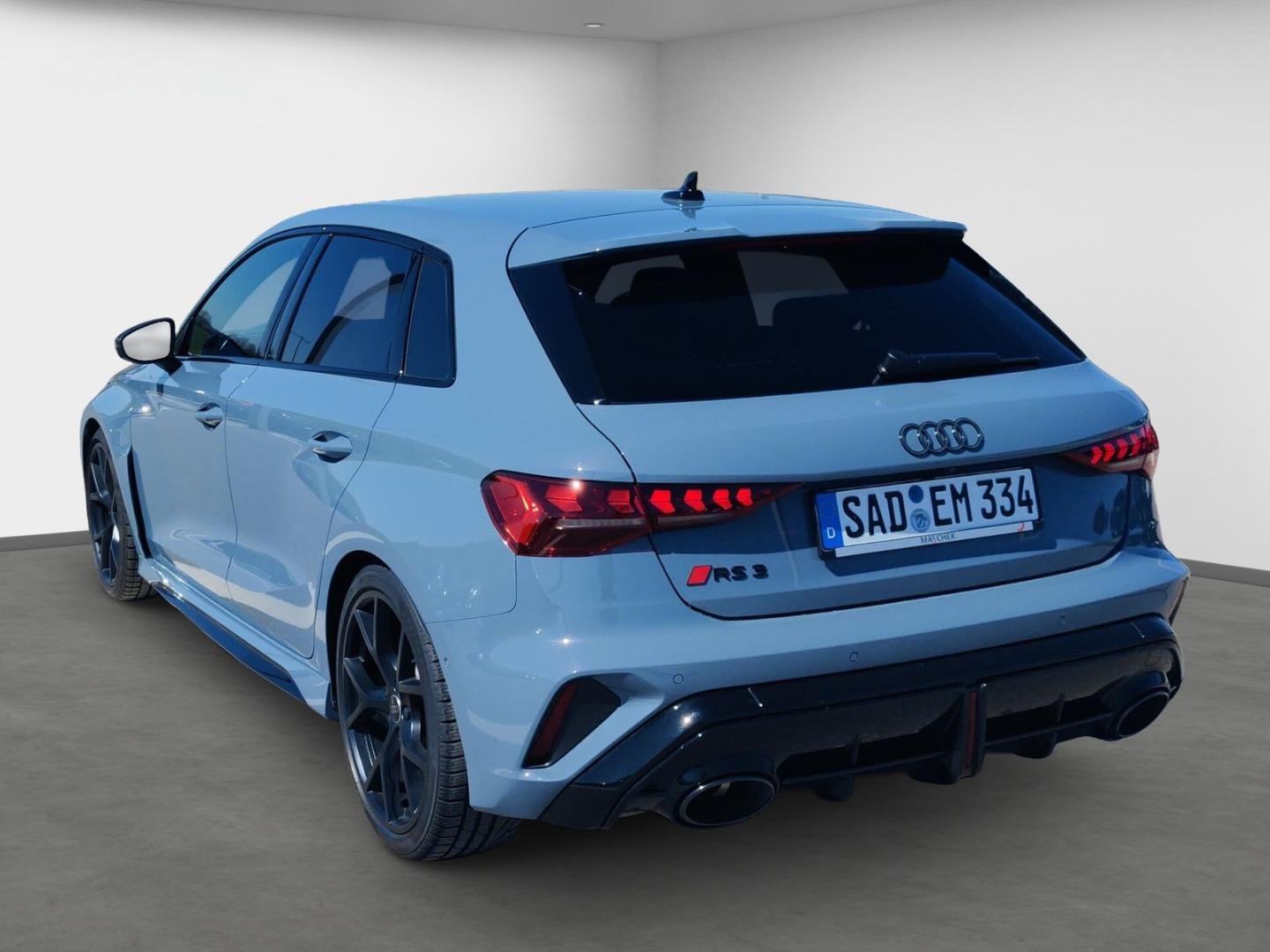 Bild über Audi RS 3 Sportback TFSI quattro 294 kW S tronic - für weitere Informationen kontaktieren Sie den Audi Partner