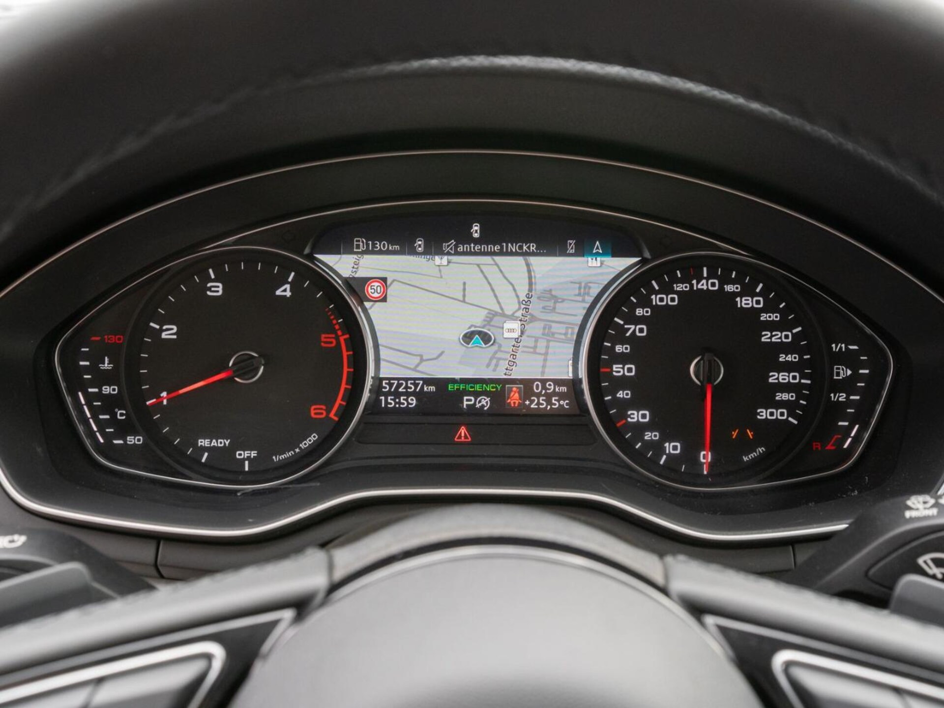 Audi A4 Avant S line