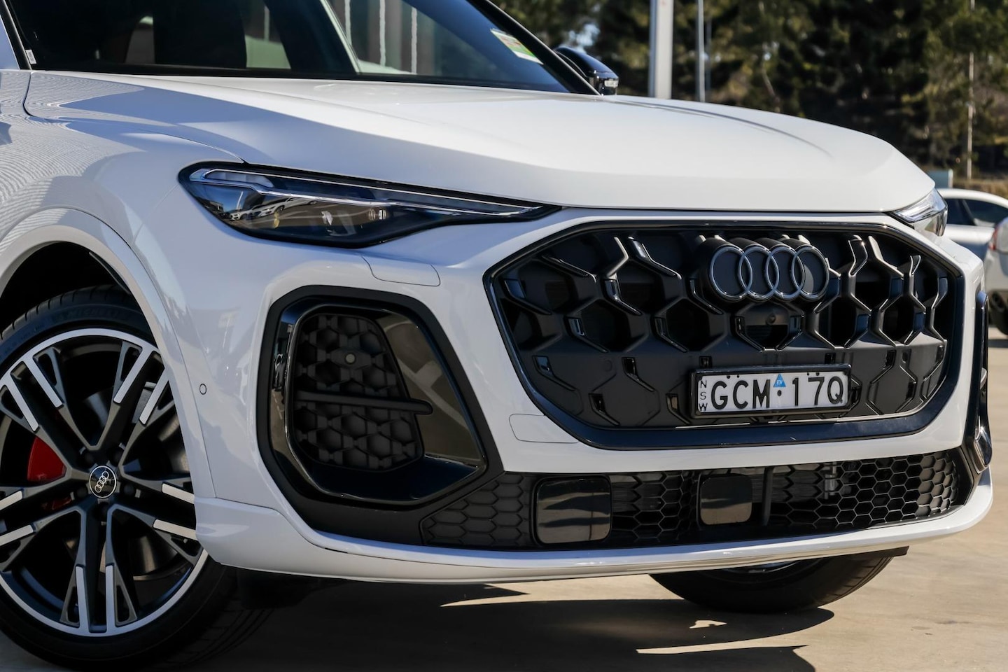 Image about Audi Q5 SUV e-hybrid quattro S tronic