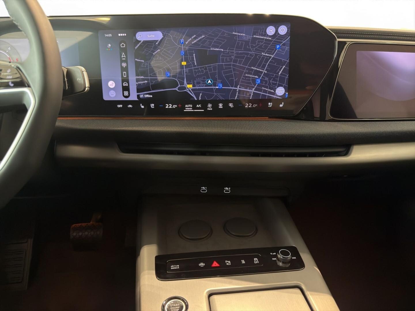 Bild über Audi Q7 SUV TDI quattro 220 kW tiptronic - für weitere Informationen kontaktieren Sie den Audi Partner