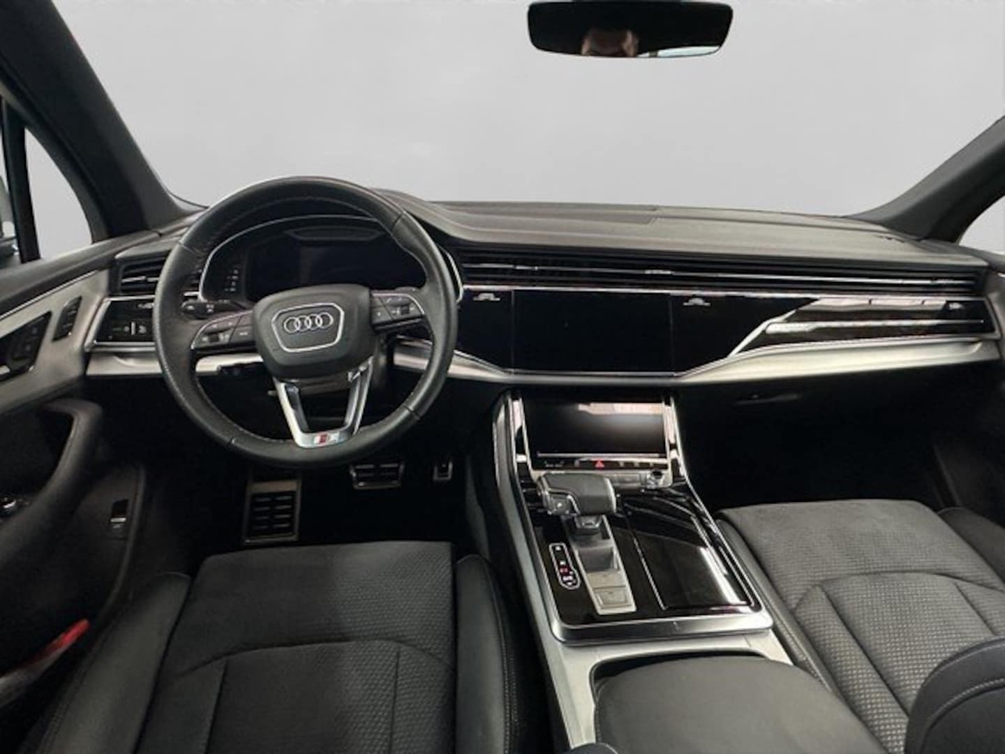 Bild über Audi Q7 competition plus 50 TDI quattro tiptronic - für weitere Informationen kontaktieren Sie den Audi Partner