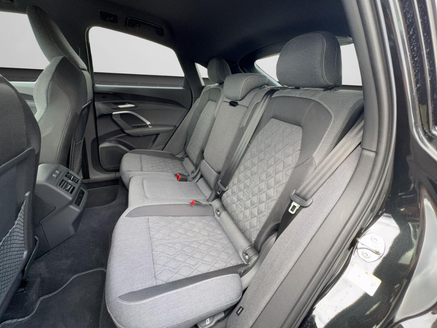 Bild über Audi Q5 Sportback TFSI 150 kW S tronic - für weitere Informationen kontaktieren Sie den Audi Partner