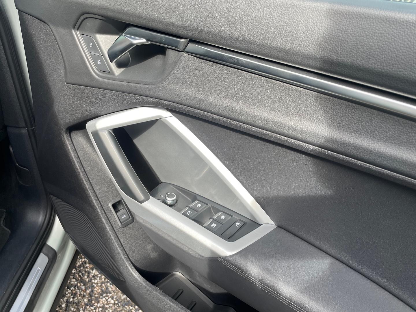 Image about Audi Q3 Sportback S line 35 TFSI S tronic