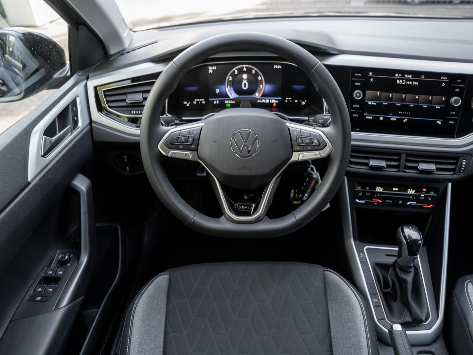 Volkswagen Taigo – Bild 10