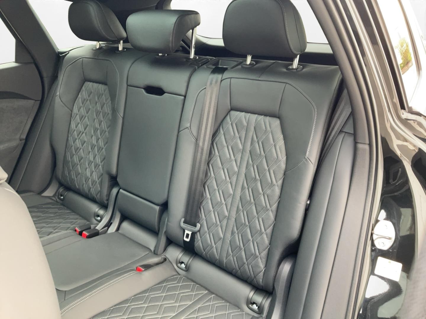 Bild über Audi SQ5 SUV TFSI 270 kW S tronic - für weitere Informationen kontaktieren Sie den Audi Partner