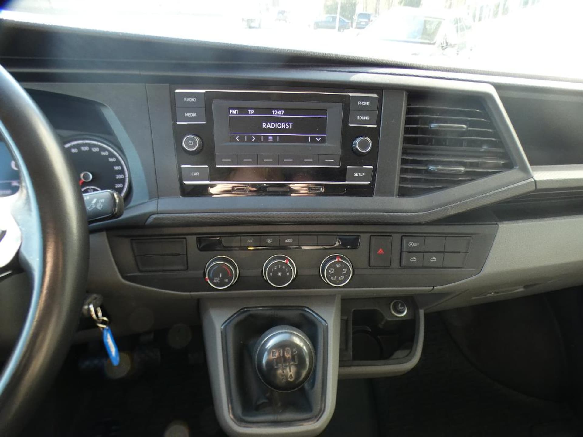 Volkswagen T6.1 Transporter Kasten kurzer Radstand