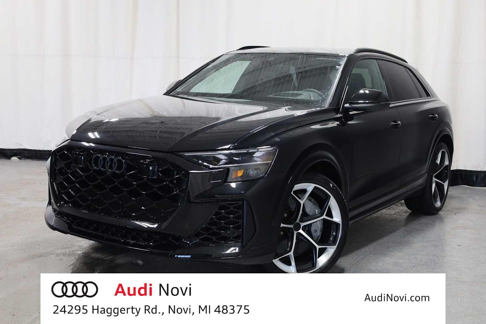2026 Audi RS Q8 -'s photo