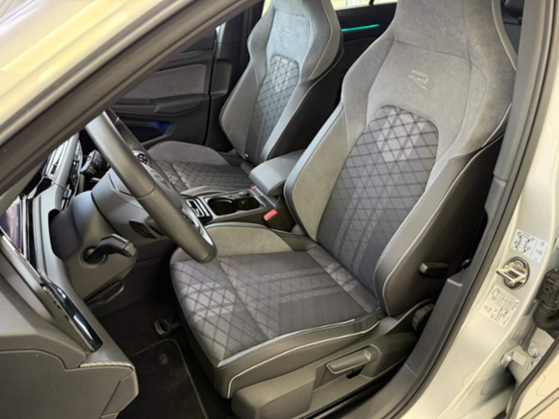 Volkswagen Golf Variant R-Line