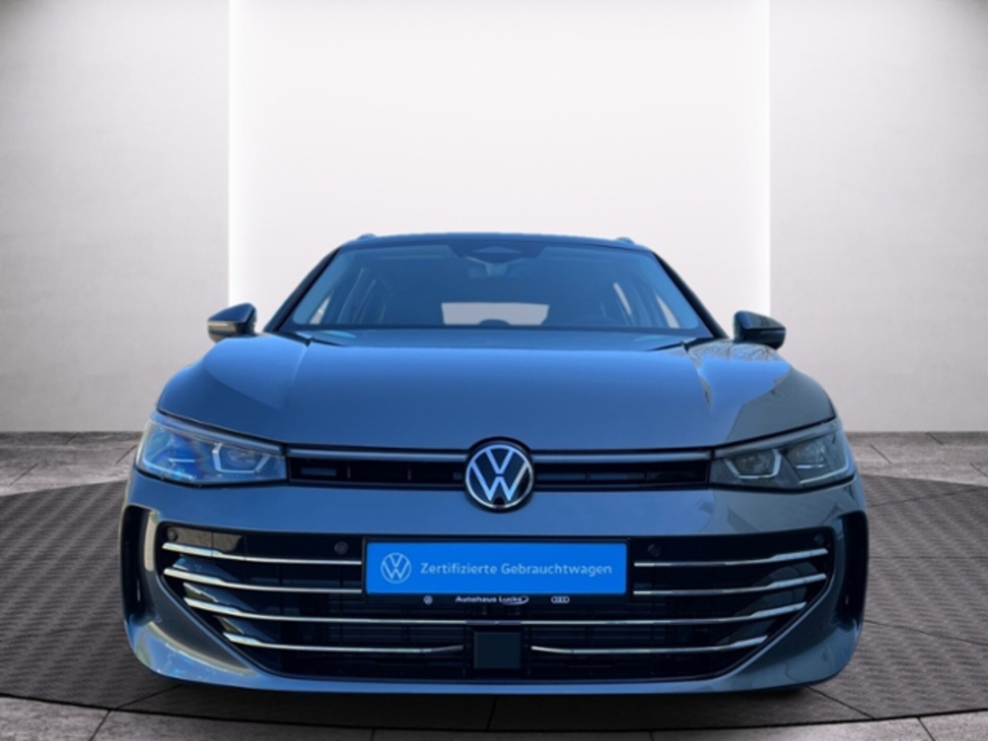 Volkswagen Passat Elegance