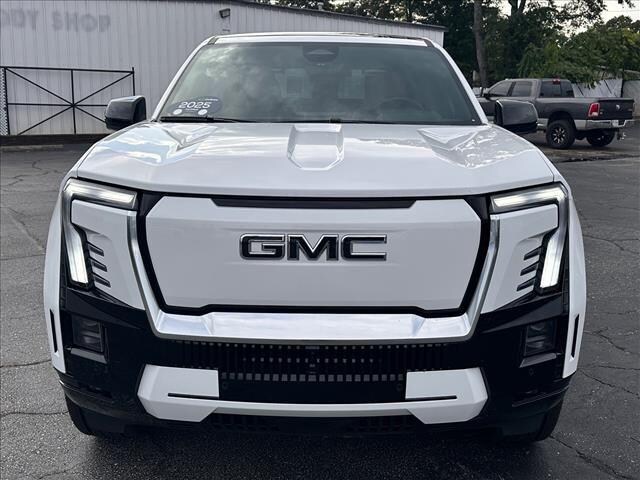 2025 GMC Sierra