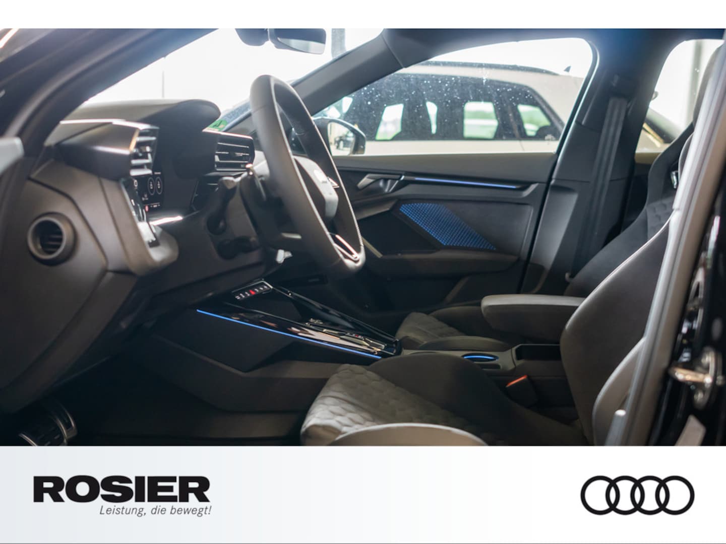 Bild über Audi RS 3 Sportback TFSI quattro 294 kW S tronic - für weitere Informationen kontaktieren Sie den Audi Partner