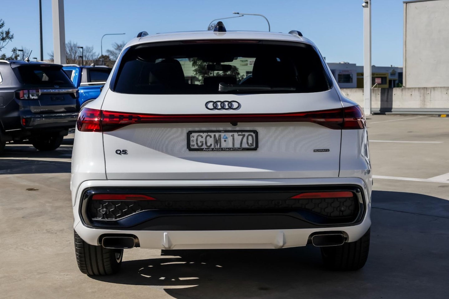 Image about Audi Q5 SUV e-hybrid quattro S tronic