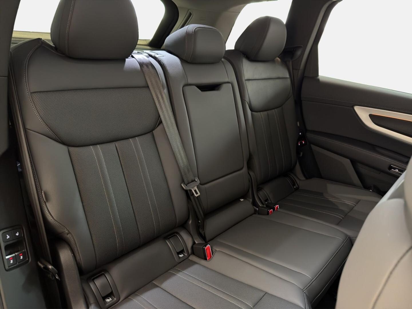 Bild über Audi Q7 SUV TDI quattro 220 kW tiptronic - für weitere Informationen kontaktieren Sie den Audi Partner