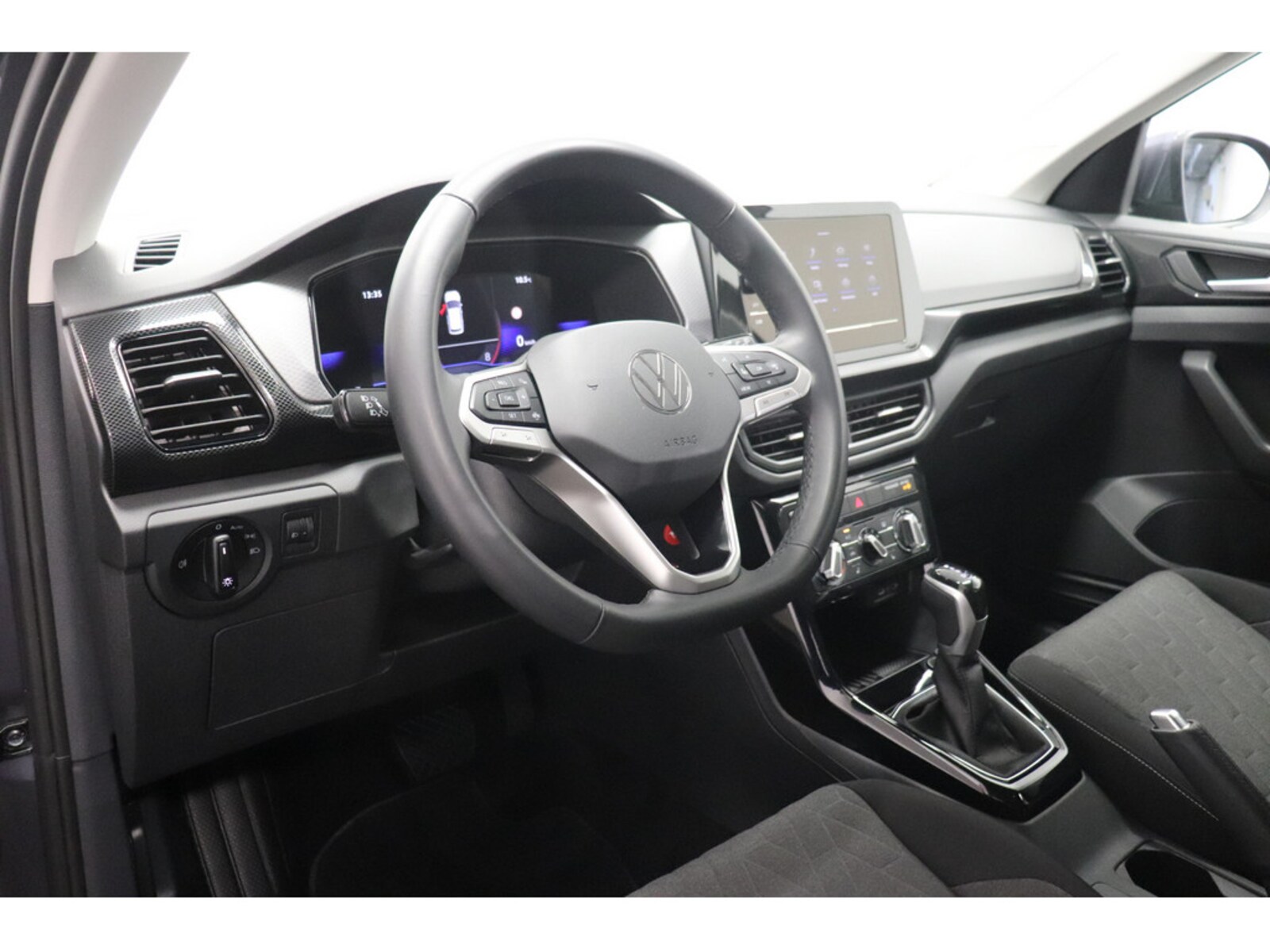 Volkswagen T-Cross – Bild 11