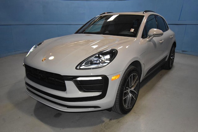 2025 Porsche Macan