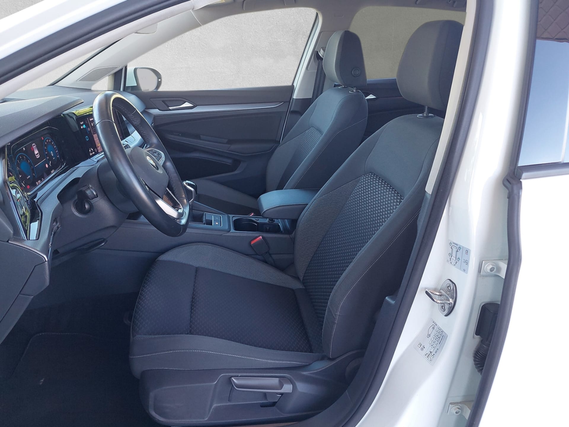 Volkswagen Golf Active
