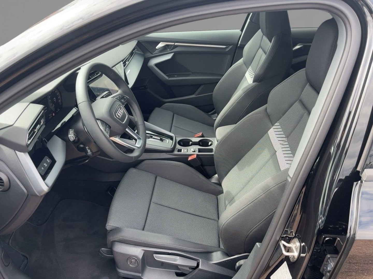 Bild über Audi A3 allstreet TFSI e TFSI e 150 kW S tronic - für weitere Informationen kontaktieren Sie den Audi Partner