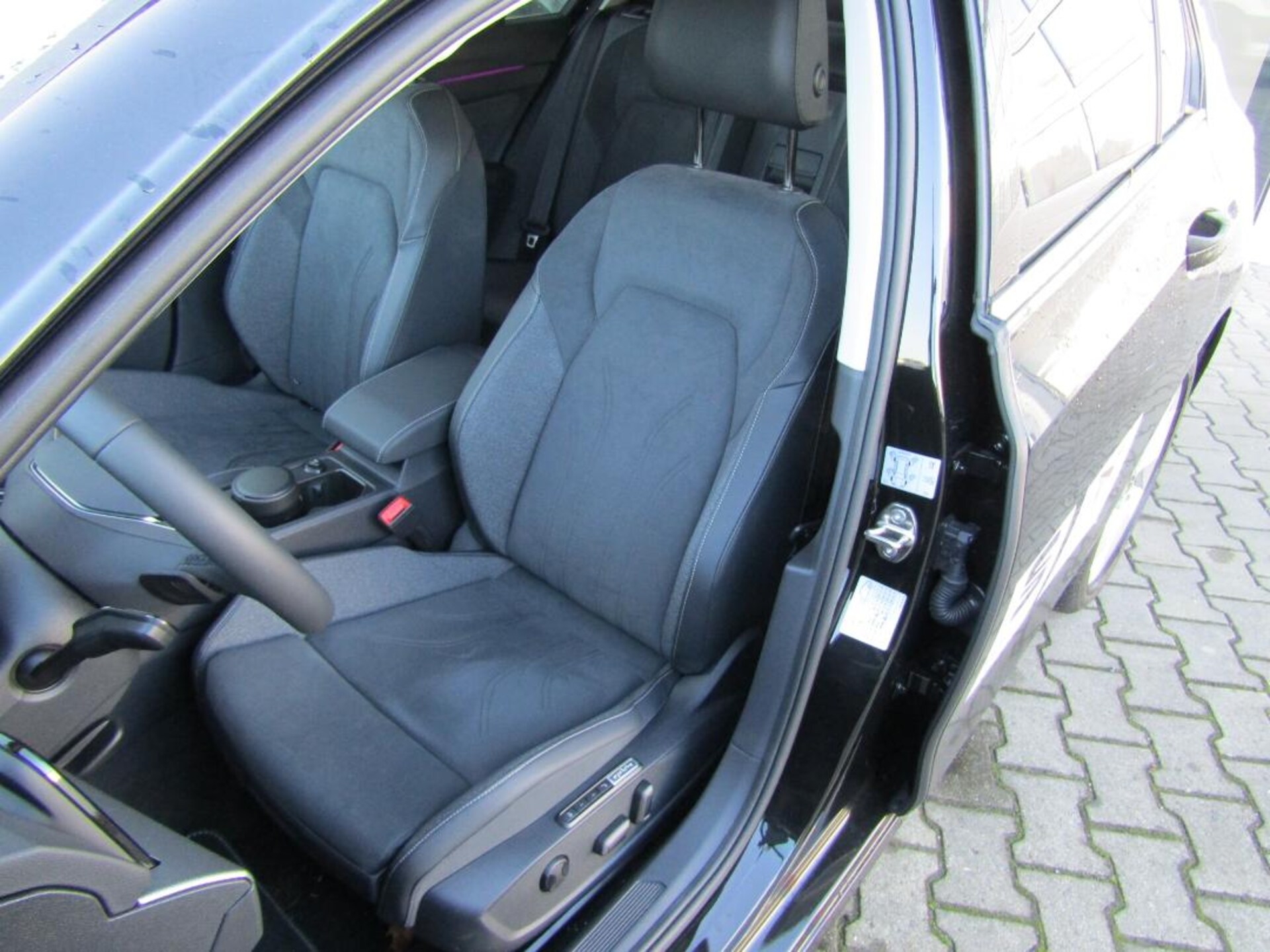 Volkswagen Golf Style