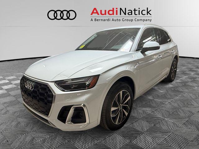 2023 Audi Q5 45 Premium Plus's photo