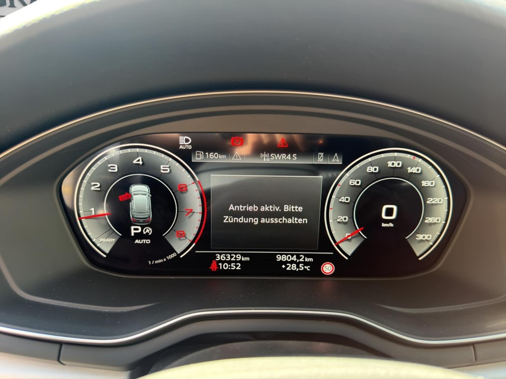 Audi A4 Avant S line