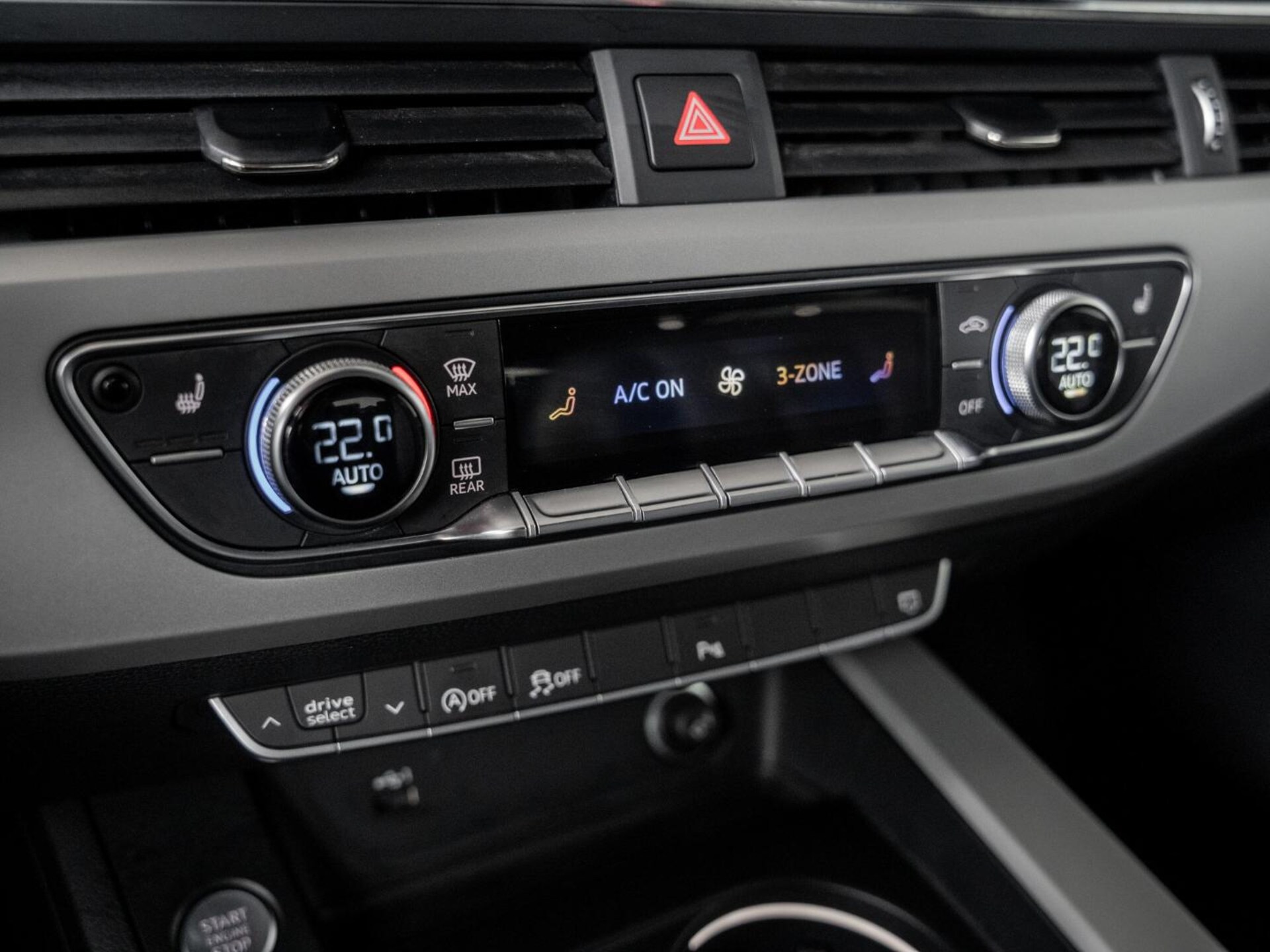 Audi A4 Avant S line