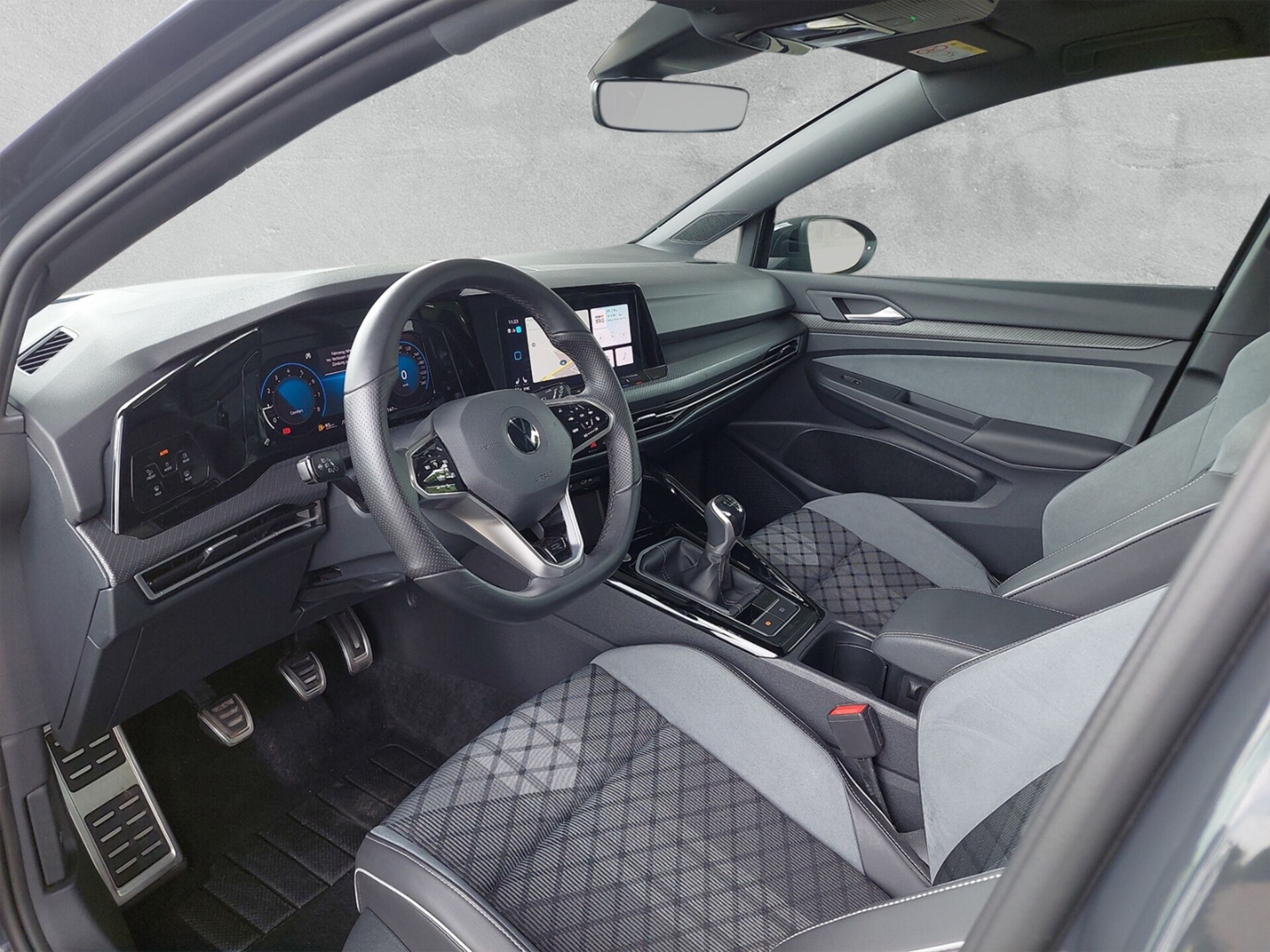 Volkswagen Golf R-Line