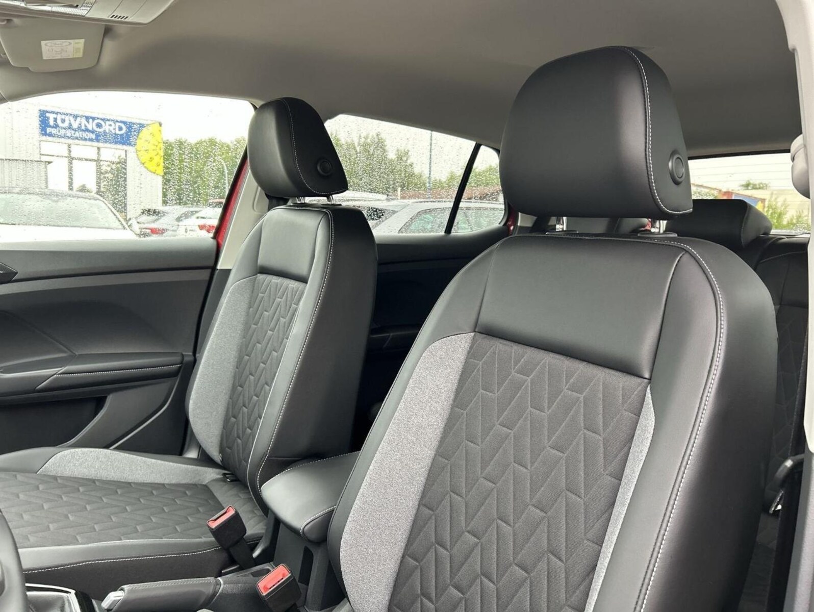 Volkswagen T-Cross – Bild 12