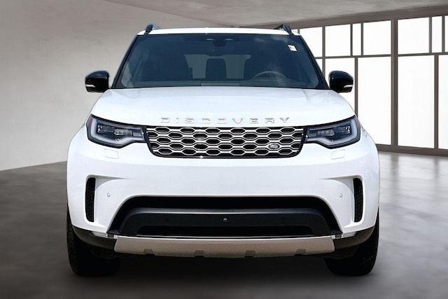 2025 Land Rover Discovery