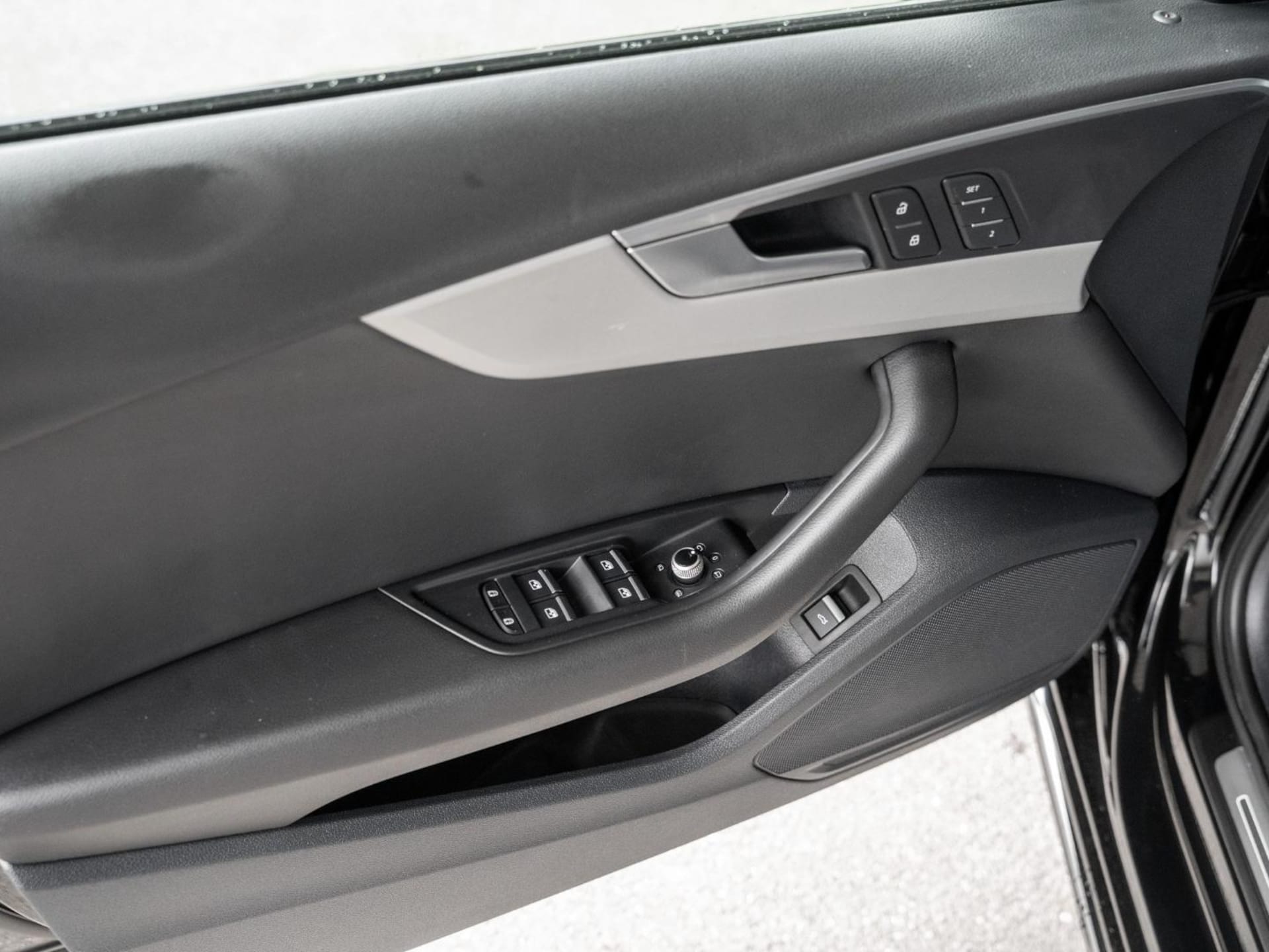 Audi A4 Avant S line