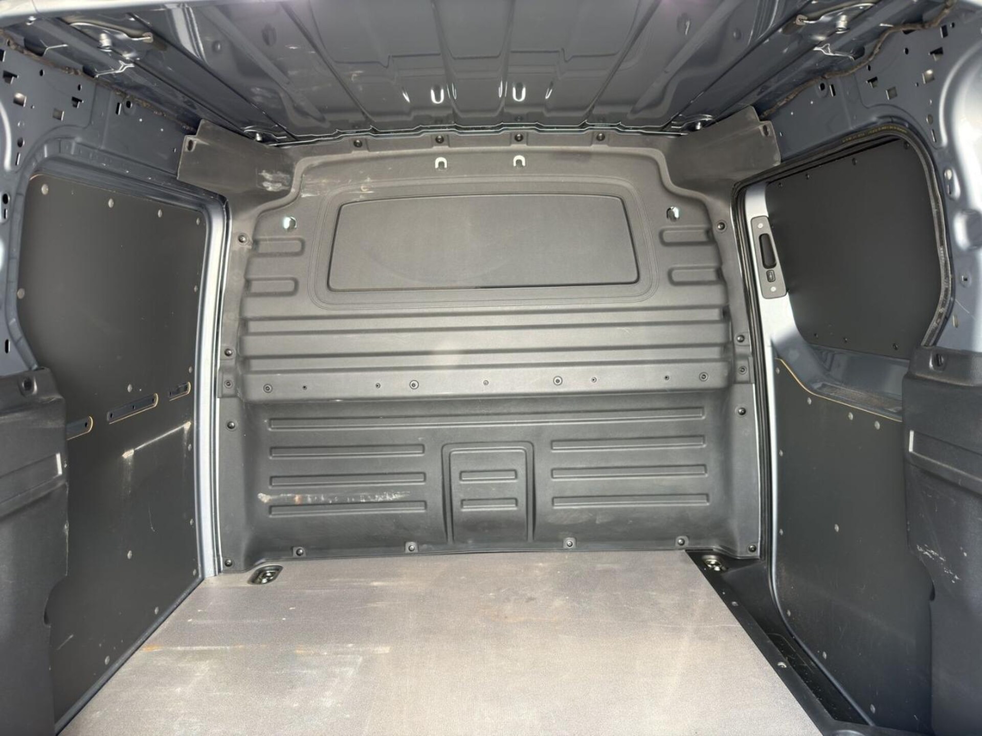 Volkswagen ID. Buzz Cargo Basis-Modell