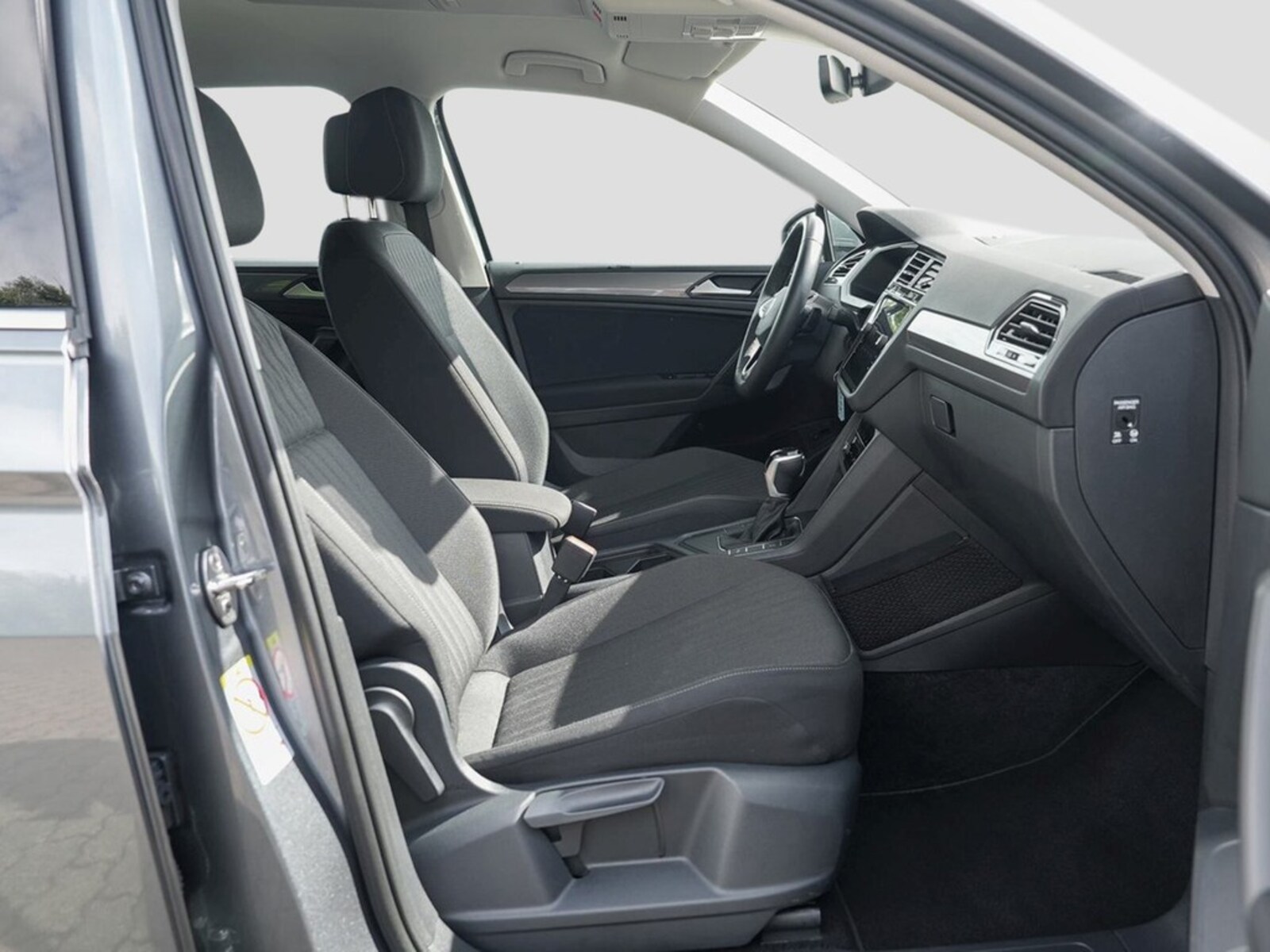 Volkswagen Tiguan Allspace – Bild 7